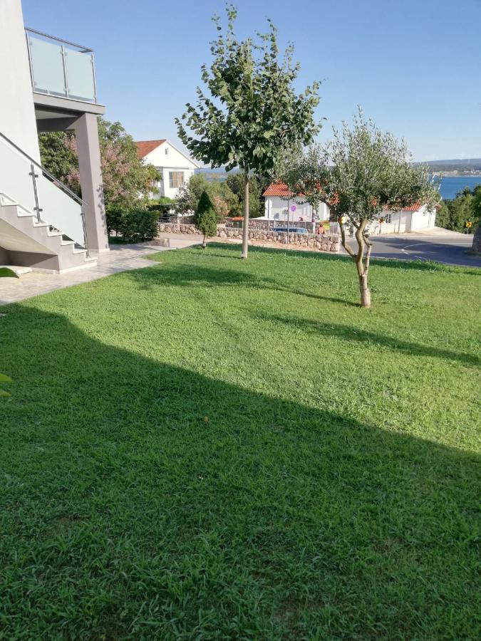 Apartmani Deluxe Jasenice  Buitenkant foto