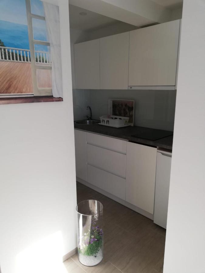 Apartmani Deluxe Jasenice  Buitenkant foto